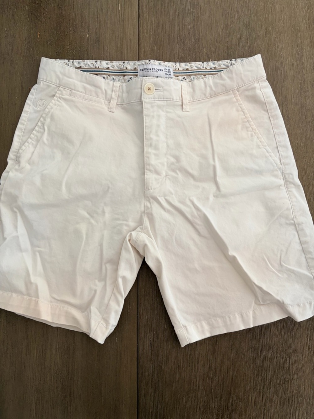 Denim & Flower Men's White Flat Front Shorts